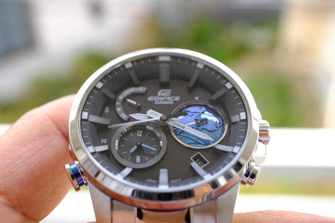 Casio Edifice EQB 600D 1AJF Watch with Original Box and Accessories