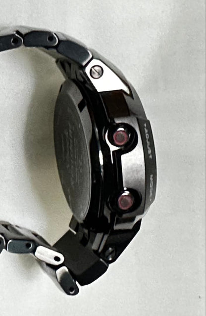 Casio G-Shock AWM-500-1AJF Solar Charger 20 ATM Water Resistant Body Only Japan Import