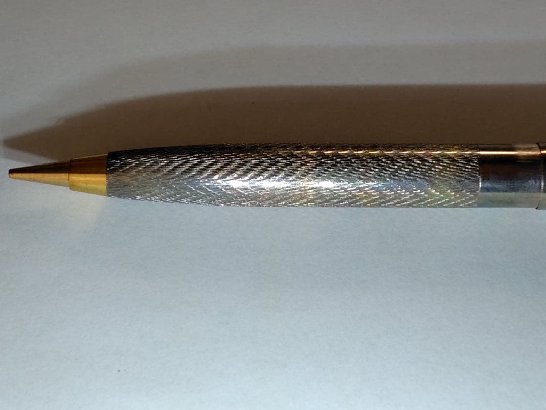 NEWMAN vintage sterling silver mechanical pencil with knock mechanism and fine wave pattern on body