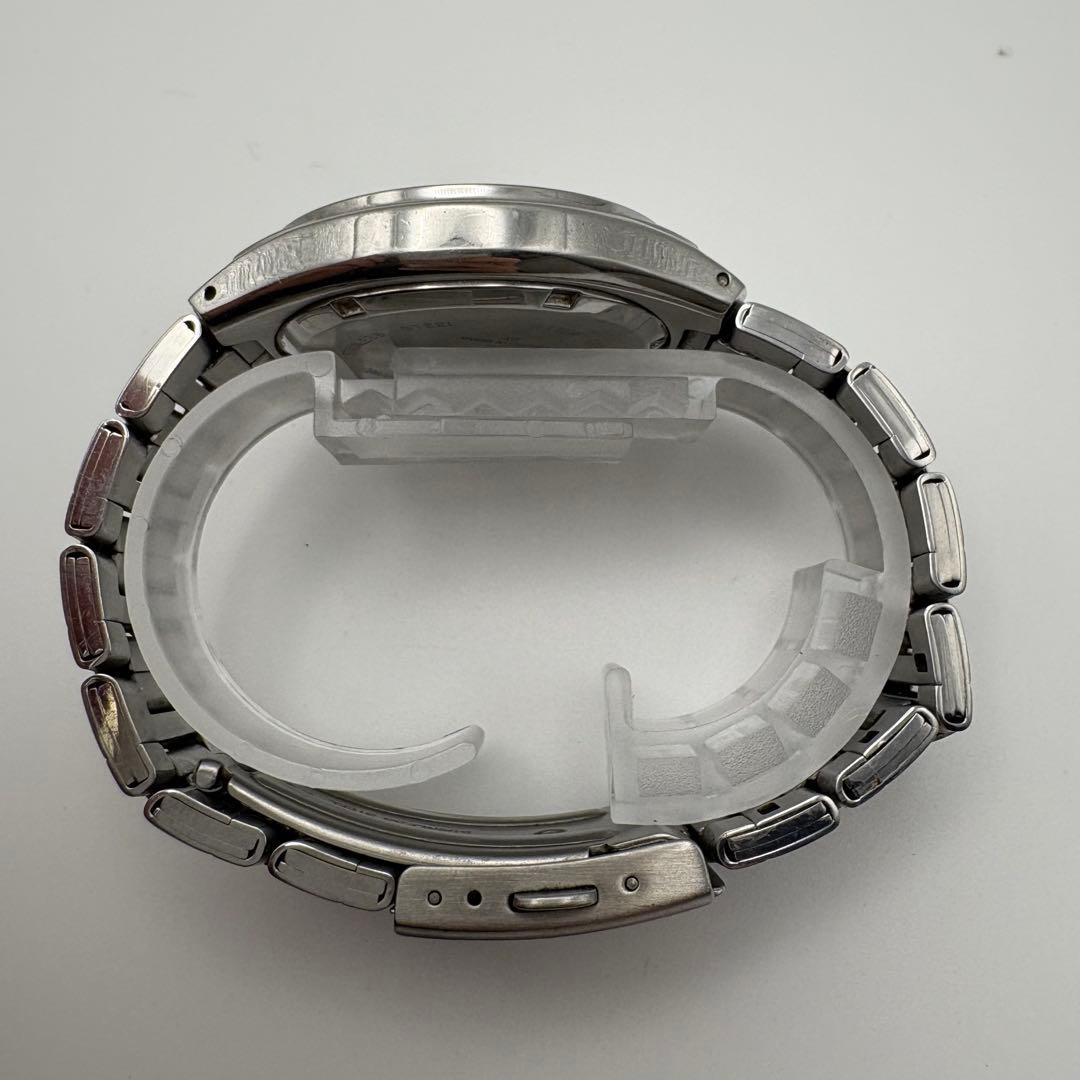 Casio MTP-1228DJ Vintage Mens Wristwatch with Date and Day, Silver Stainless Steel — Japan Import