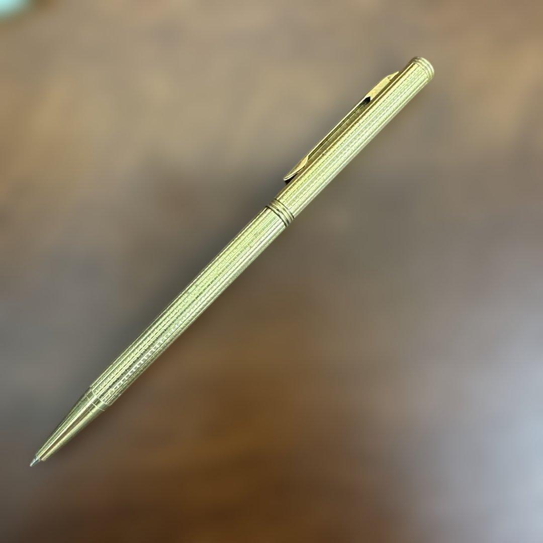 CROSS Pelican Retro Ballpoint Pen Set with Metal Design and Leather Case