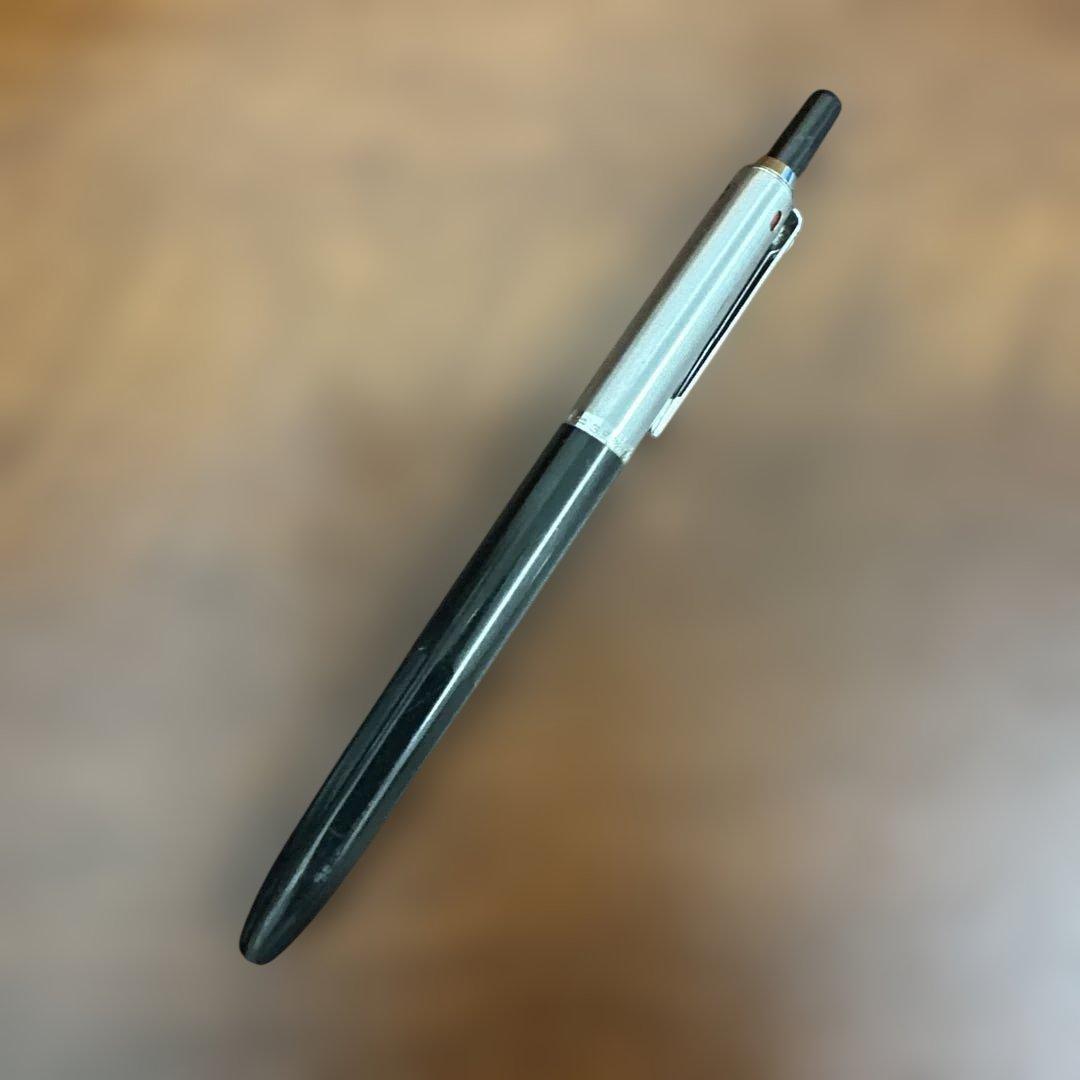 CROSS Pelican Retro Ballpoint Pen Set with Metal Design and Leather Case