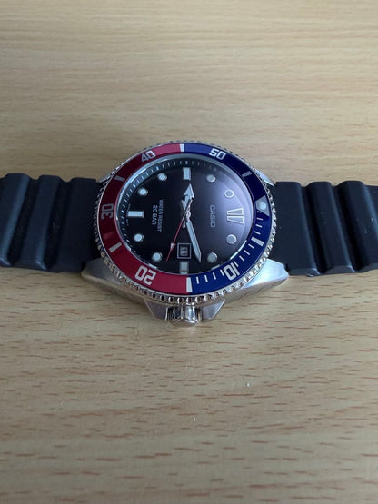 Casio MDV-107-1A3JF Diver's Watch Model MDV-107-1A3JF — Japan Import