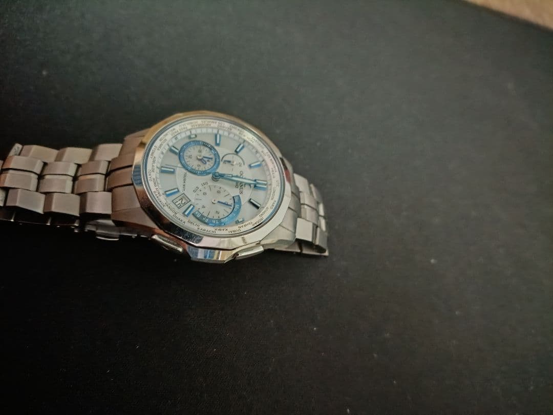 Casio Oceanus OCW-S1400 Radio Wave Solar Men Uhren