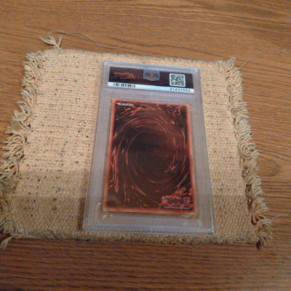 Yugioh PSA10 Complete Ultimate Great Moss Secret Rare card from Japan, graded and in protective case with minor back scratches