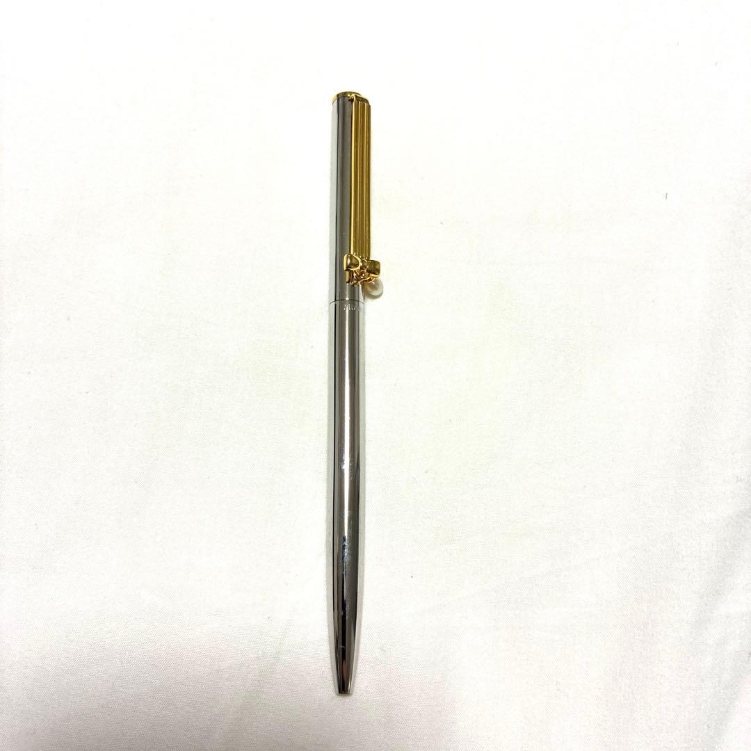 MIKIMOTO International ballpoint pen with pearl decoration and compatible with SK-8 and A.T. CROSS refills