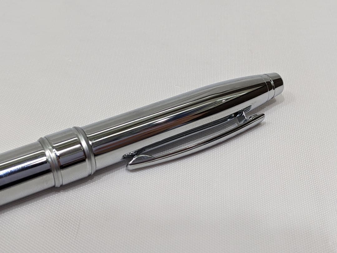 Cross Pen Set – Two Metal Ballpoint Pens with Clips, Red and Silver Colors – Japan Import