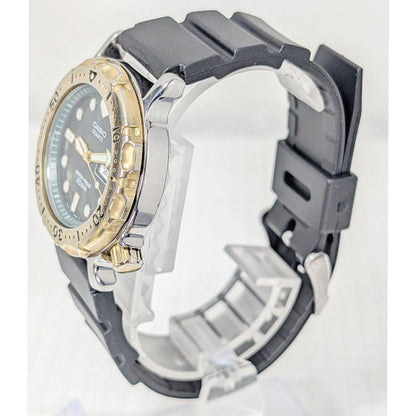 Casio Dive MD718 Men’s Watch Battery and Band Replaced - Japan Import