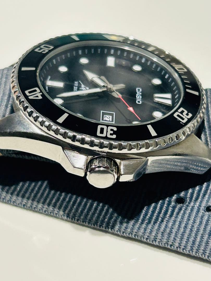 Casio Analog Watch WR 200M with Nylon Band and Date Display
