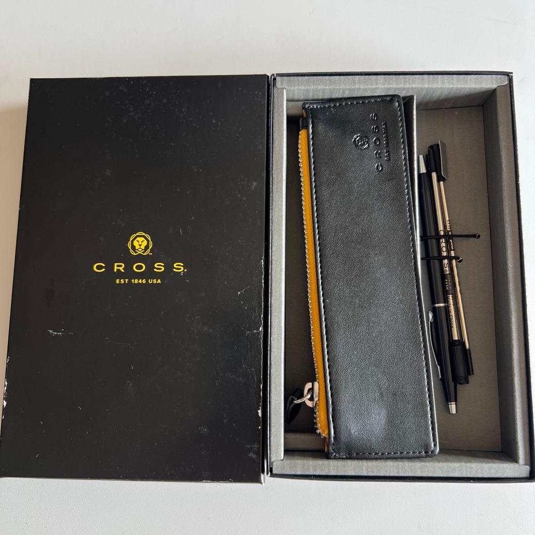 CROSS Leather Ballpoint Pen Set with Zippered Pouch - Black Japan Import