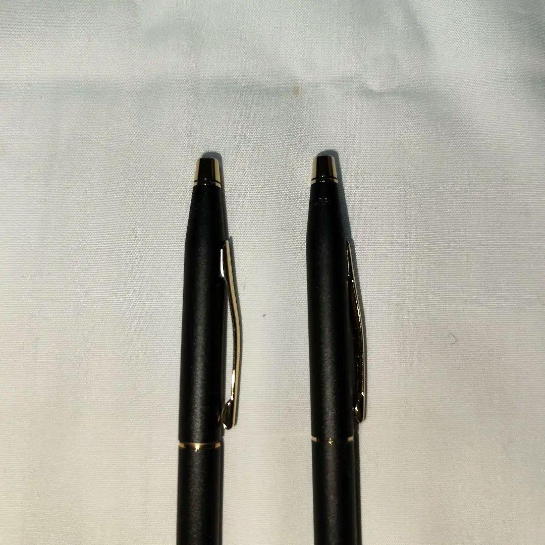 Cross Pen Set with Leather Case Storage Item