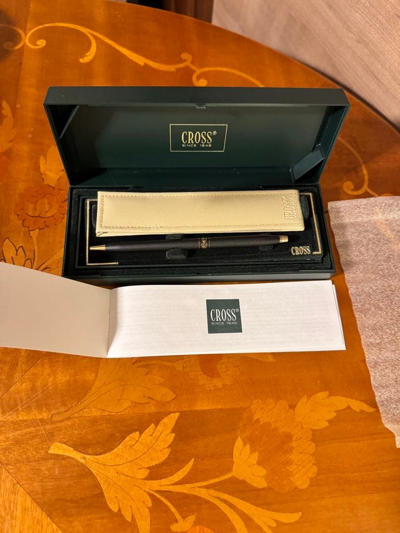 Cross Vintage Ladies Classic 2542 Fountain Pen Elegant Gold Trim Satin Black Finish — Japan Import