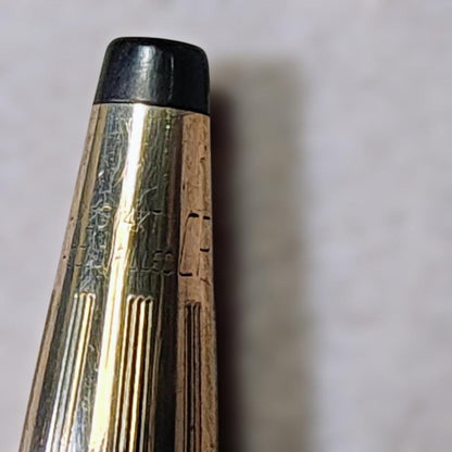 Cross Classic Century 14KT mechanical pencil Model 6U262 with 0.9mm lead, gold finish, Japan import