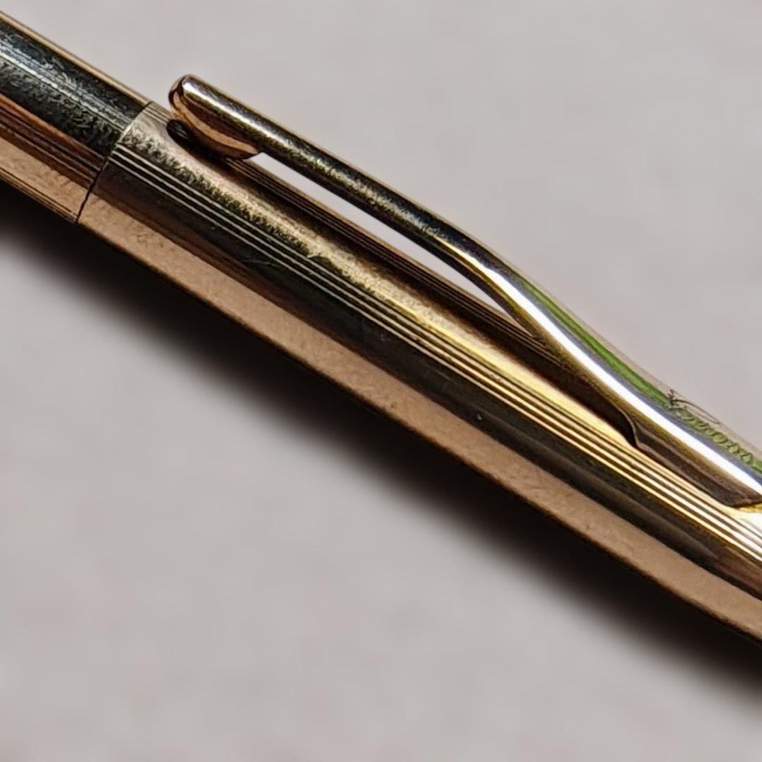Cross Classic Century 14KT mechanical pencil Model 6U262 with 0.9mm lead, gold finish, Japan import