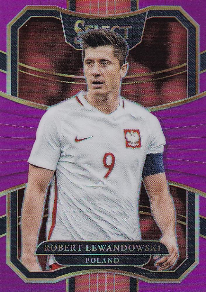 2017-18 Panini Select Poland Robert Lewandowski Base Terrace Fuchsia Parallel card serial 005 out of 125