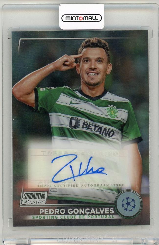 2022-23 Topps Stadium Club Chrome UEFA Pedro Goncalves autograph card from Sporting Clube de Portugal