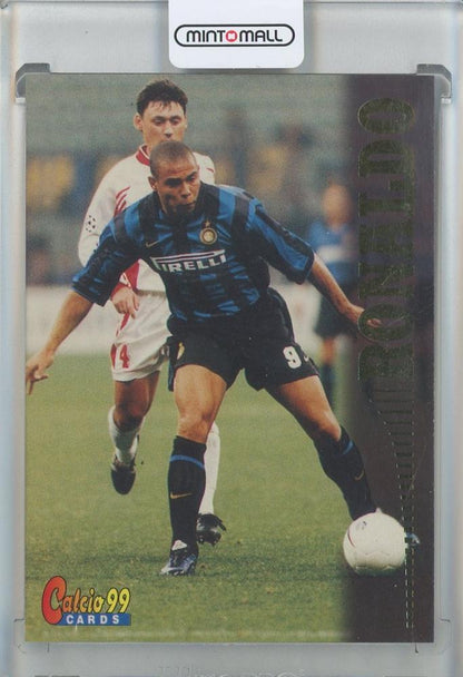 1999 Panini Calcio Ronaldo trading card featuring FC Internazionale Milano in used condition