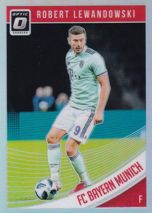 2018-19 Donruss FC Bayern Munich Robert Lewandowski base card Optic Holo parallel edition trading card