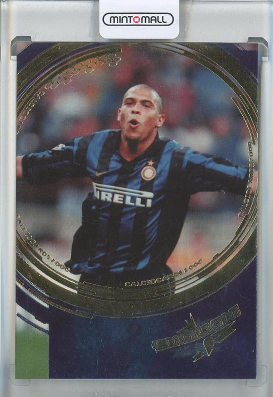 1999-00 Panini Calcio Emozioni Ronaldo trading card serial #E2 featuring FC Internazionale Milano player
