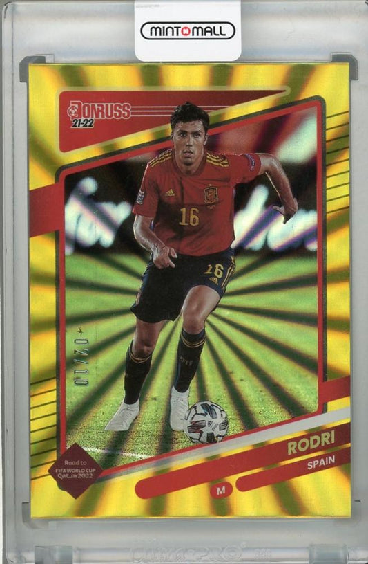 2021-22 Donruss Soccer Road to Qatar Spain Rodri Base Holo Gold Laser Parallel card numbered 02 of 10