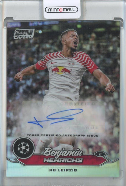 2023-24 Stadium Club Chrome UEFA Champions League Benjamin Henrichs Chrome Autographs trading card from RB Leipzig