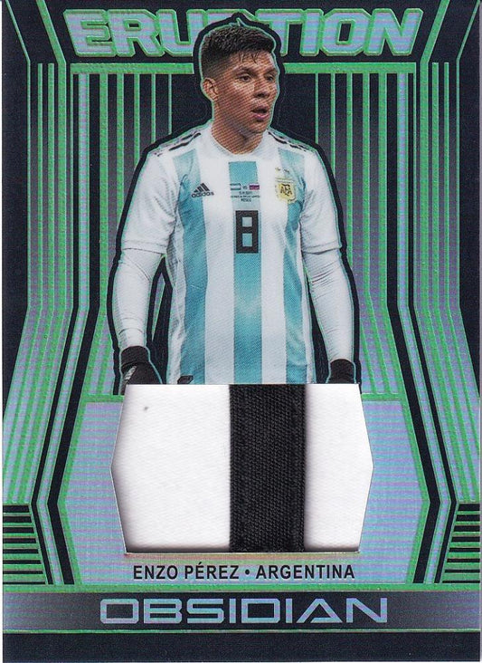 2019-20 Panini Obsidian Argentina Enzo Perez Eruption Relics Green parallel card serial number 09 of 25 with minor stain on back