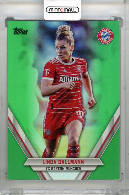 2022-23 TOPPS Bayern Munchen Team Set Green Foil card of Linda Dallmann #FCBLD limited edition 08/20