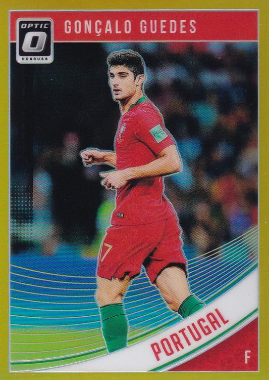 2018-19 Donruss Soccer Portugal Goncalo Guedes Base Optic Gold Parallel card serial 06 out of 10