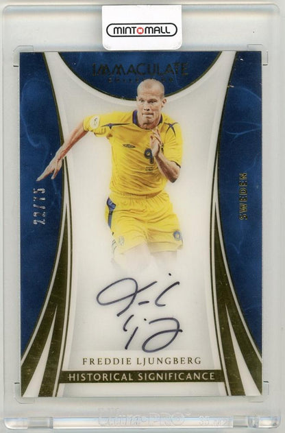 2017 Panini Immaculate Collection Freddie Ljungberg autograph card numbered 22 of 75 from Sweden
