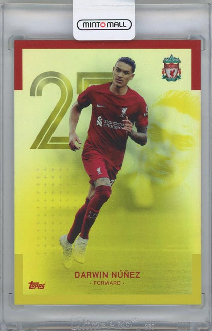 2022-23 TOPPS Liverpool FC Team Set Yellow Foil card #18 featuring Darwin Nunez serial 15/50