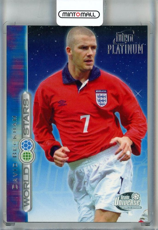 2001 Futera Platinum trading card of David Beckham #47 representing Manchester United in excellent used condition