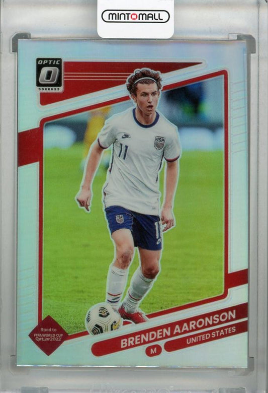 2021-22 Donruss Soccer Road to Qatar Brenden Aaronson Base Optic Holo Parallel trading card