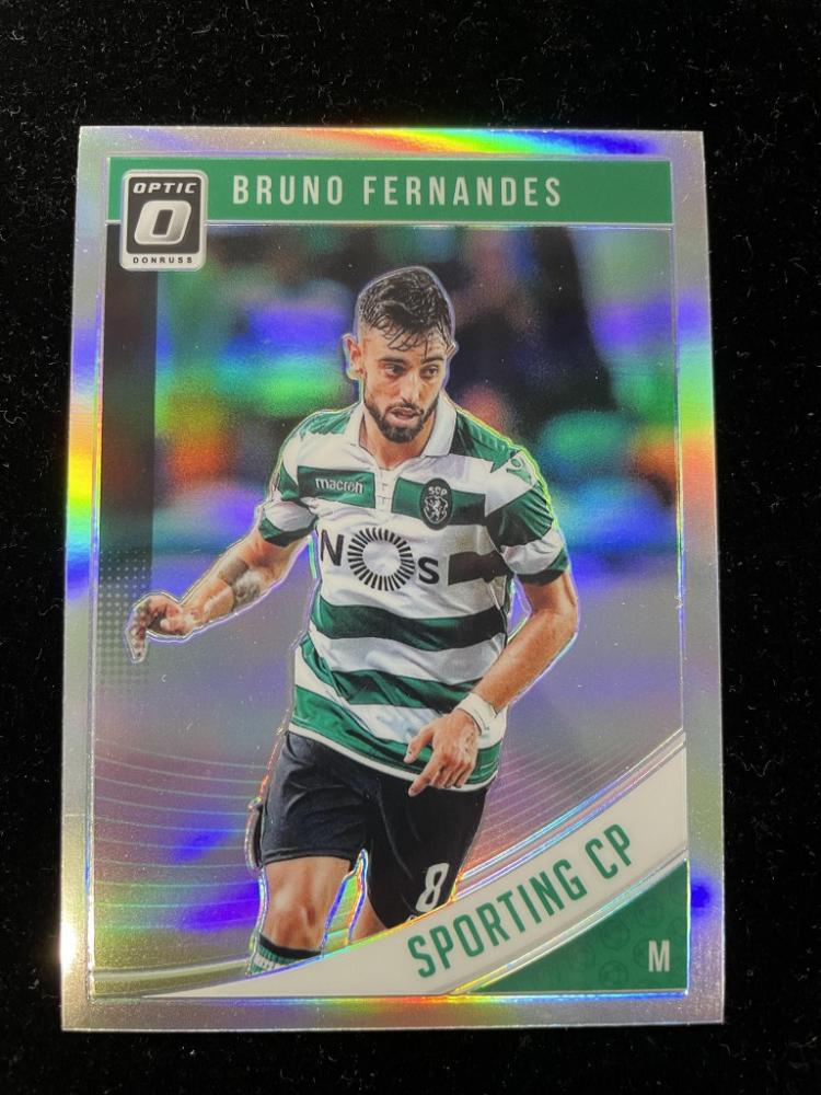 2018-19 Donruss Soccer Bruno Fernandes Base Optic Holo parallel card from Sporting CP