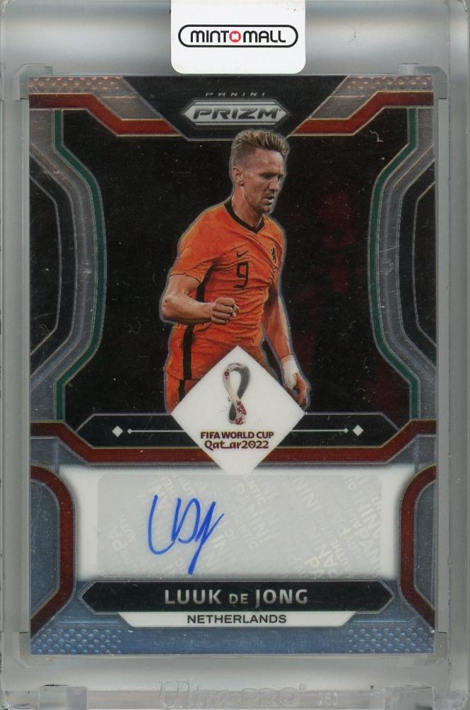 2022 Panini Prizm FIFA World Cup Qatar Netherlands Luuk de Jong autograph card numbered 67