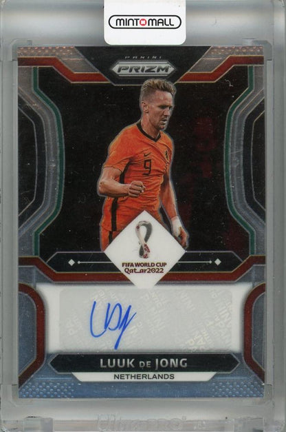 2022 Panini Prizm FIFA World Cup Qatar Netherlands Luuk de Jong autograph card numbered 67