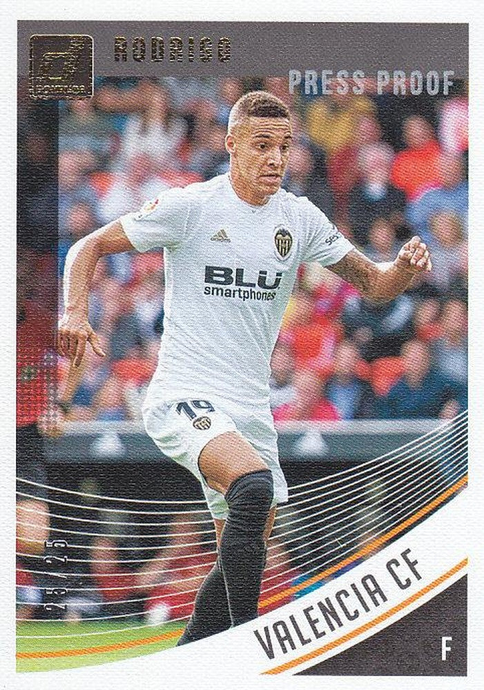 2018-19 Donruss Valencia CF Rodrigo base canvas parallel card numbered 25 of 25
