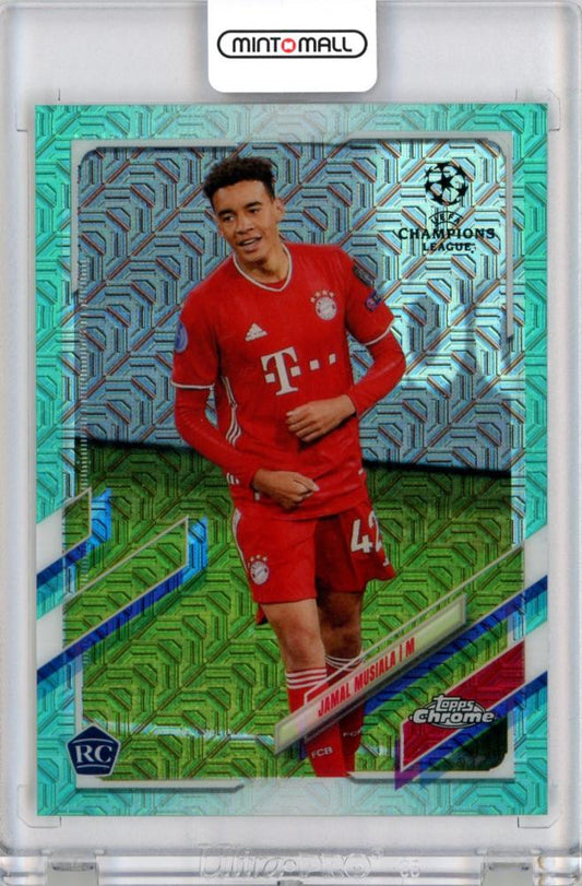 2020-21 Topps Chrome UEFA Champions League Japan Edition Jamal Musiala Aqua #81 trading card numbered 25 of 199