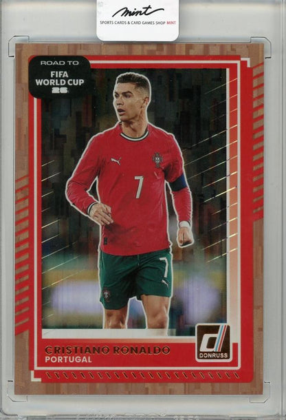 2025-26 PANINI DONRUSS Road to FIFA World Cup trading card featuring Cristiano Ronaldo #91 Portuguesa