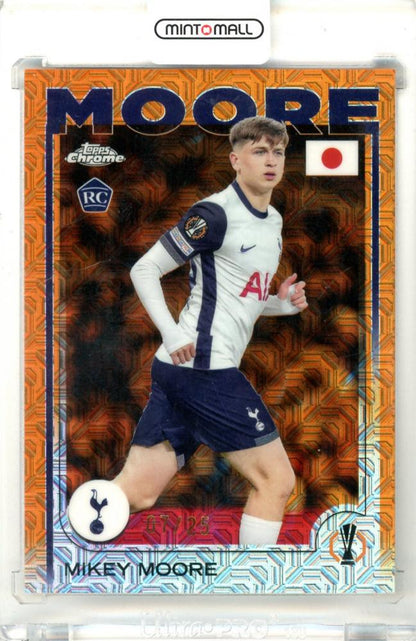 2025 Topps Uefa Japan Edition Mikey Moore #199 Orange Mojo Parallel soccer trading card