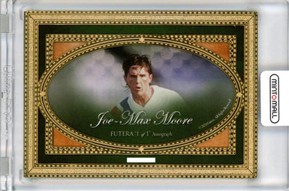 2020 Futera Unique Joe-Max Moore autographed card 1 of 1 with gold frame