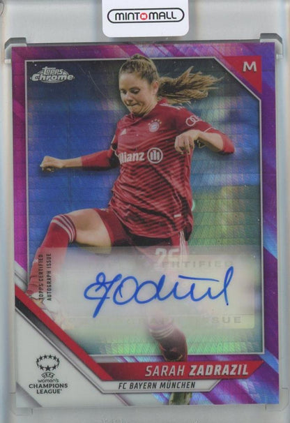 2021-22 Topps Chrome UEFA Women trading card graded PSA9 in excellent condition