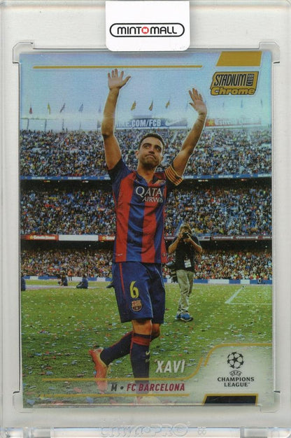2021-22 TOPPS Stadium Club Chrome UEFA Champions League Xavi Gold card #638/50 featuring FC Barcelona