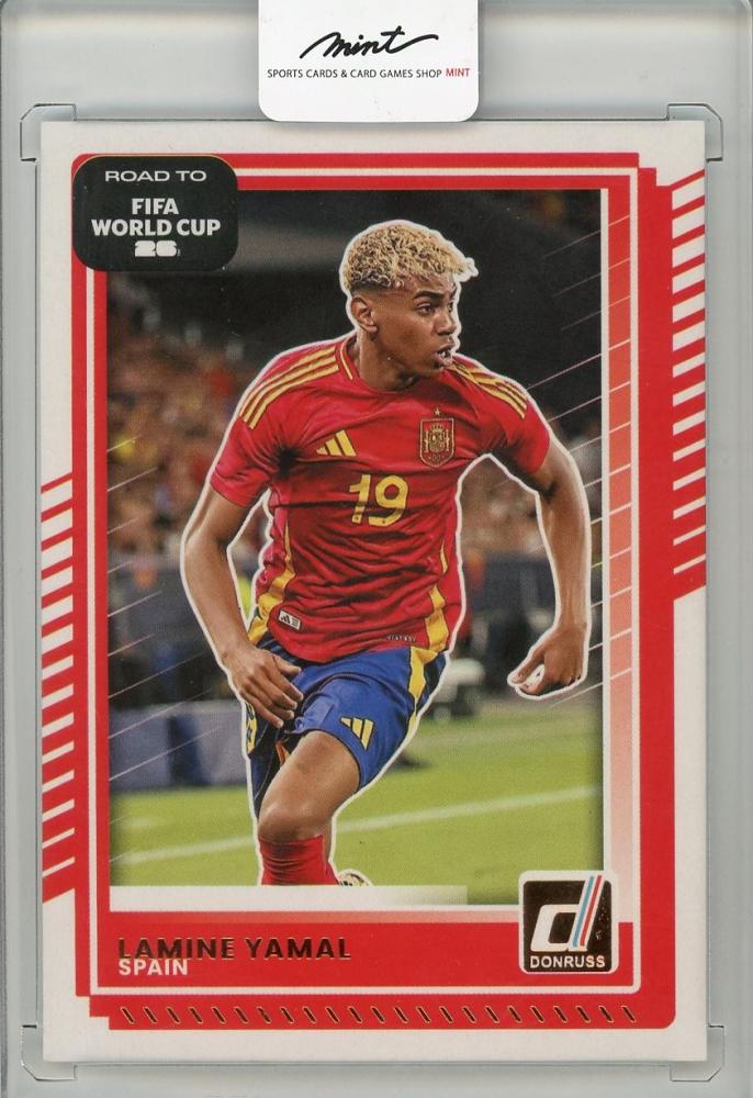2025-26 PANINI DONRUSS ROAD TO FIFA WORLD CUP trading card featuring Lamine Yamal of Spain