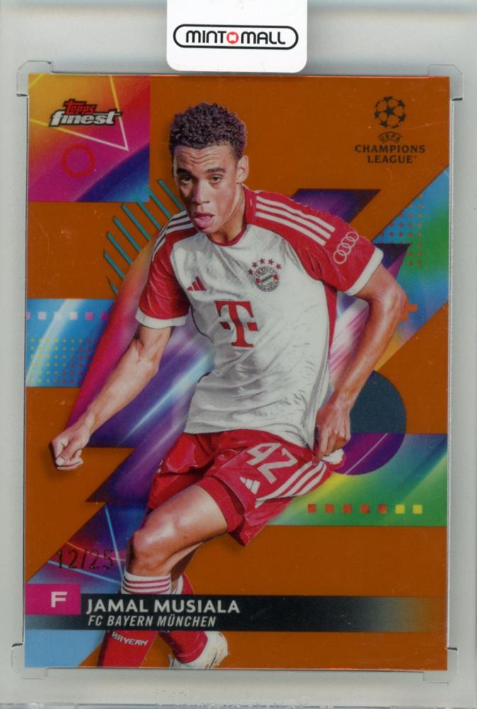 2023-24 TOPPS Finest UEFA Jamal Musiala Orange Refractors football card serial #12/25 for FC Bayern Munchen