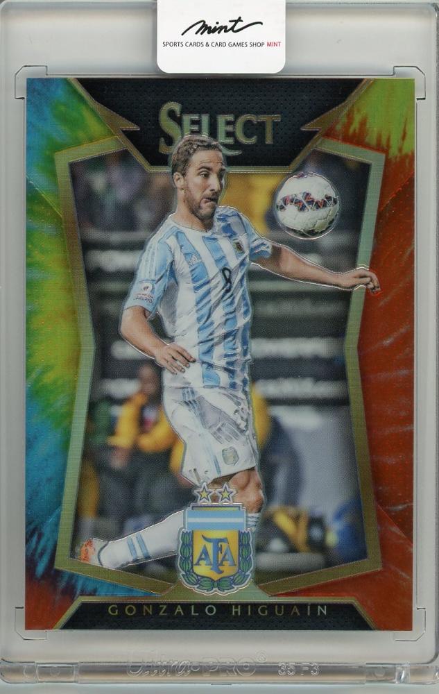 2015-16 PANINI SELECT Gonzalo Higuain Basketball Card serial number 6424/30 from Argentina