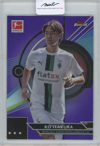 2022-23 TOPPS Finest Bundesliga Purple Refractors card featuring Ko Itakura numbered 156 of 250