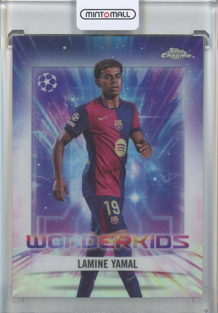 2024-25 Topps Chrome UEFA Club Competitions Lamine Yamal Wonderkids trading card from FC Barcelona
