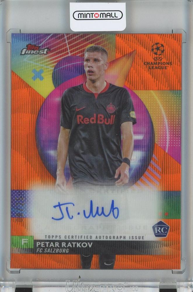 2023-24 TOPPS FINEST UEFA Petar Ratkov Orange Wave Refractors Autograph RC card from FC Salzburg