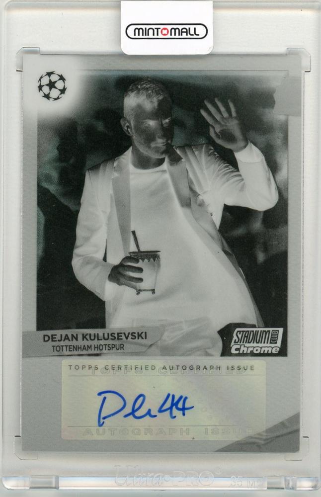 2022-23 Topps Stadium Club Chrome UEFA Dejan Kulusevski Autograph Photo Negative Refractor Parallel 12 of 25 card
