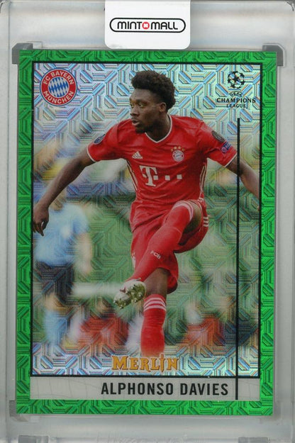 2020-21 Topps Merlin Chrome UEFA Champions League Alphonso Davies FC Bayern Munchen Base Green Mojo card